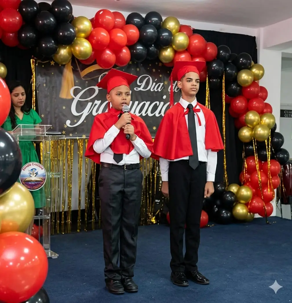Centro de Estudios Delin gradúa 60 niños en el programa «Ya se leer en Inglés»